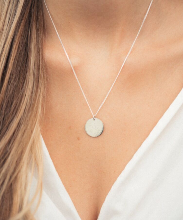Place Line Coin Necklace